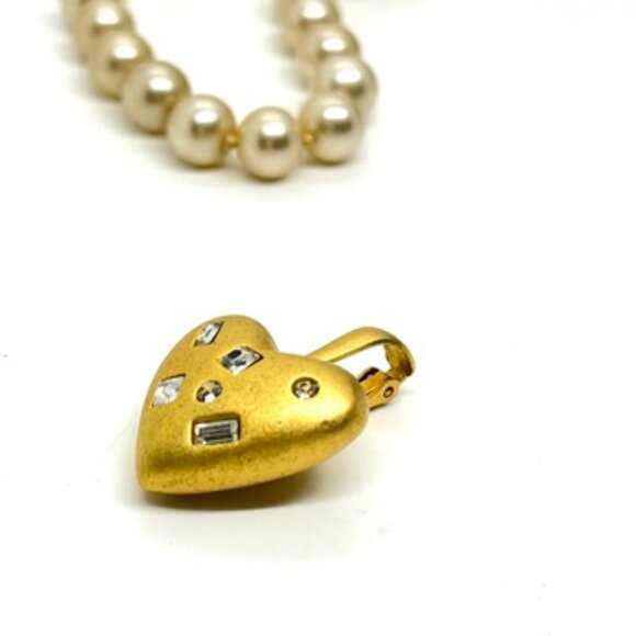 MARVELLA PEARL NECKLACE W/ GOLD TONE HEART ENHANCER PENDANT RHINESTONE VINTAGE - Picture 14 of 16